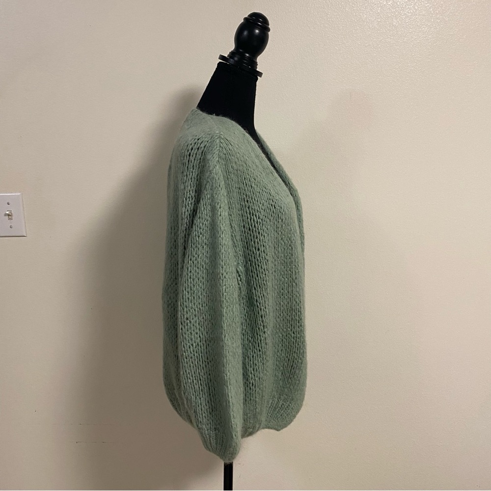 OST Cardigan Women’s Size Large Sage Green Chunky Knit Sweater Cardigan - Picture 6 of 16
